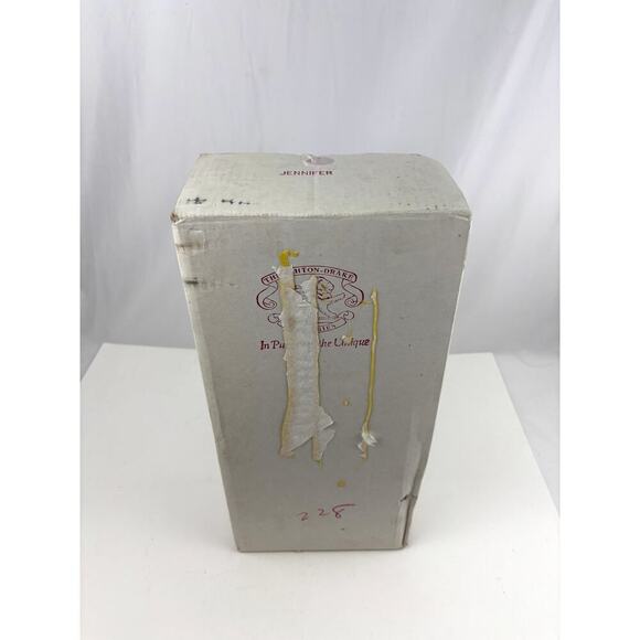 VTG Ashton Drake Jennifer Porcelain Doll by Yolanda Bello 1980s Perfect Babies - Picture 16 of 16